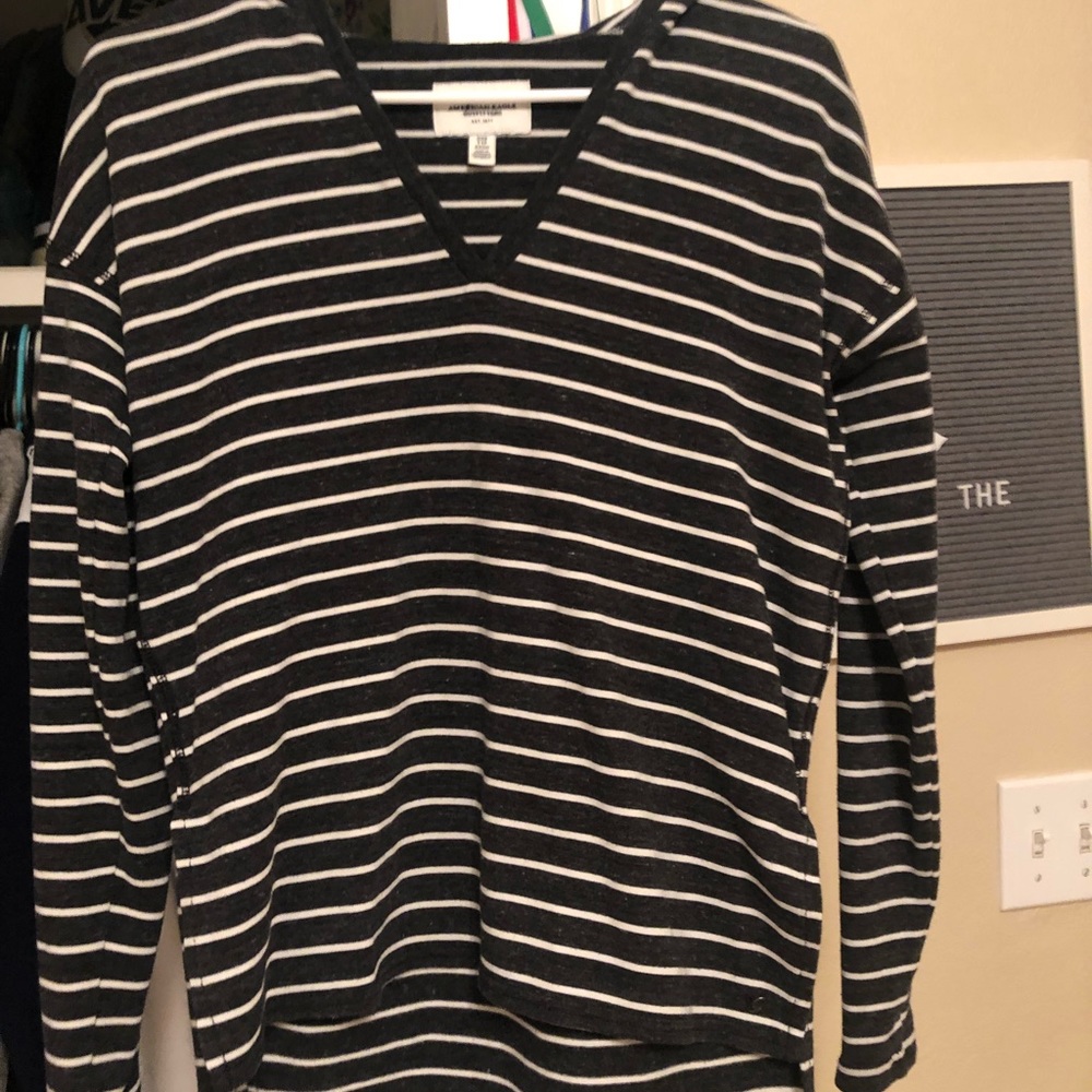 American Eagle hoodie shirt